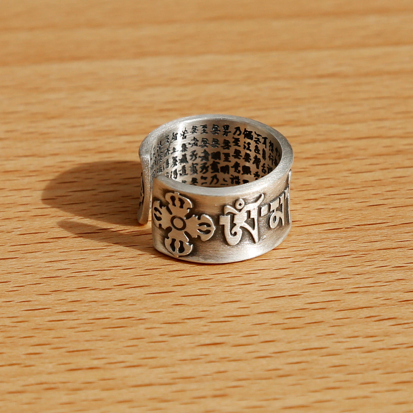 Vintage Style Tibetan Buddhist Prayers Adjustable Silver Ring, Buddhist Sutra Mens Ring - ZentralDesigns