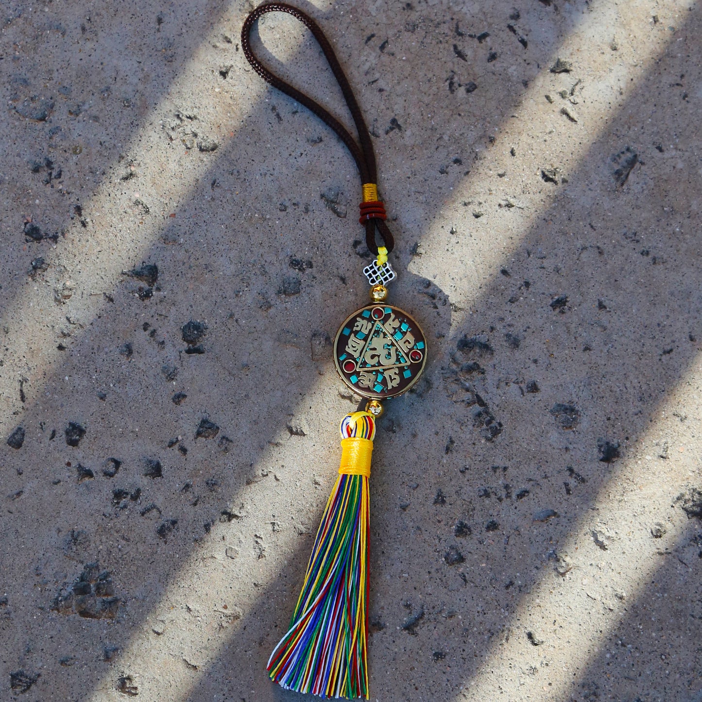 Tibetan Buddhist Om Prayer Symbol Color Tassel Keychain Zipper Charm, Om Buddhism Rearview Mirror Charm, Chinese FengShui Car Charm Lanyard Keychain (R)