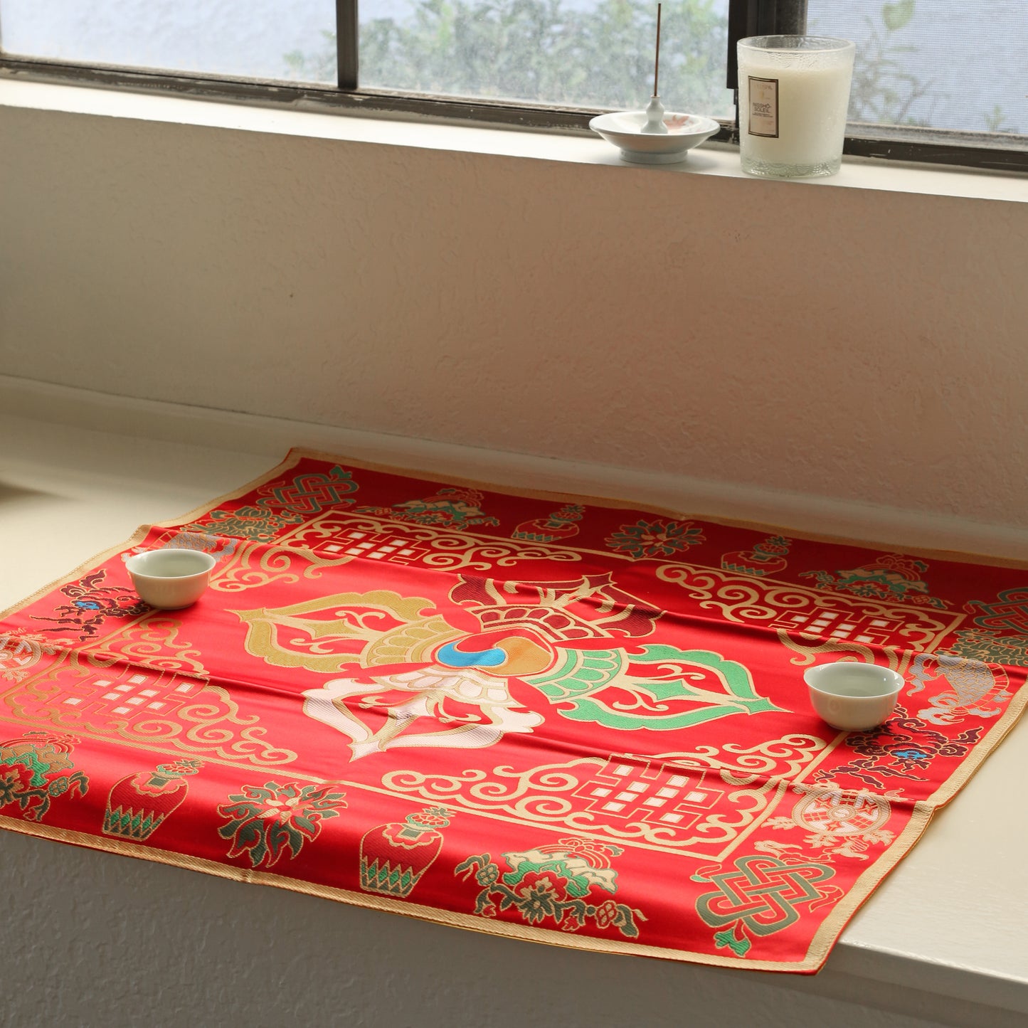 Tibetan Buddhist Cross Vajra Silk Brocade Shrine Table Cover Altar Cloth, 28”X28”, Yellow or Red