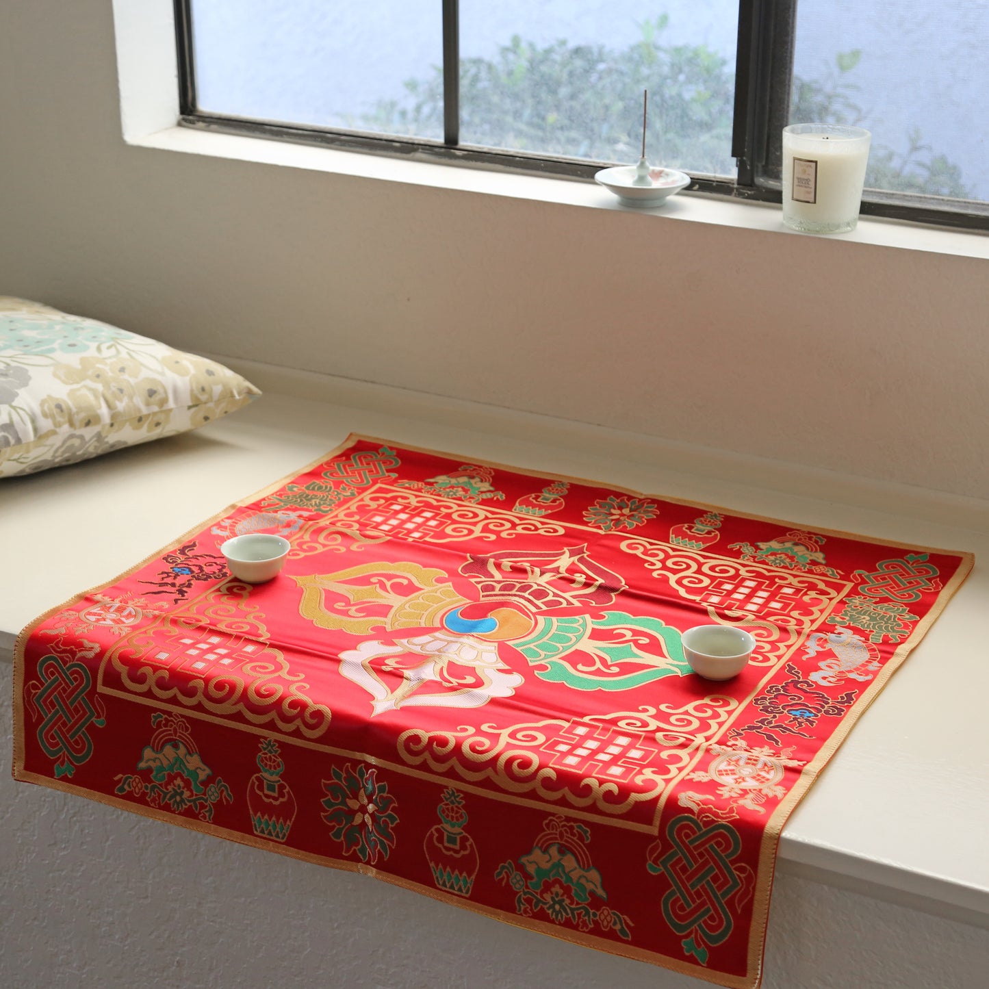 Tibetan Buddhist Cross Vajra Silk Brocade Shrine Table Cover Altar Cloth, 28”X28”, Yellow or Red