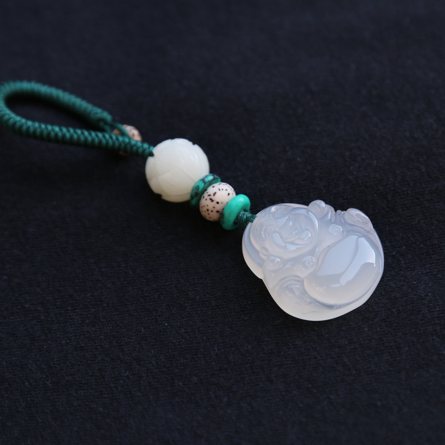 Carved Maitreya Buddha Keychain Lucky Bag Charm, White Jade-Look Resin Pendant Zipper Charm, Tibetan Buddhism Car Mirror Charm Lanyard (S)