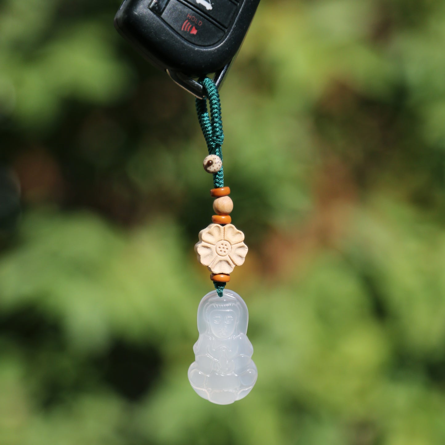 Carved Buddha Keychain Lucky Bag Charm Zipper Charm, White Jade-Look Resin Pendant, Tibetan Buddhism Car Mirror Charm Lanyard (S)