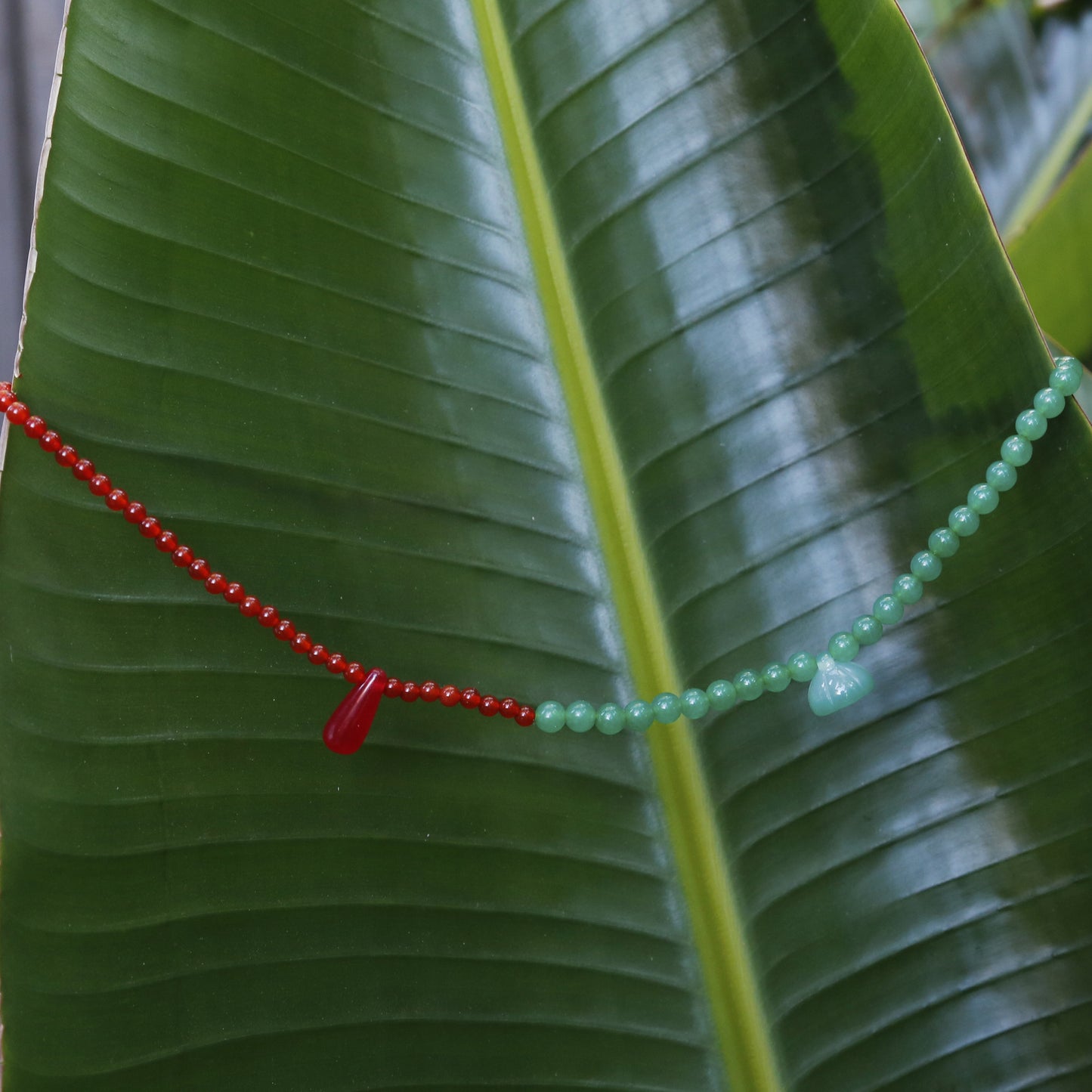 Yin Yang Red Onyx and Green Jade Beaded Bracelet, Gem Stone Meditation Bracelet.